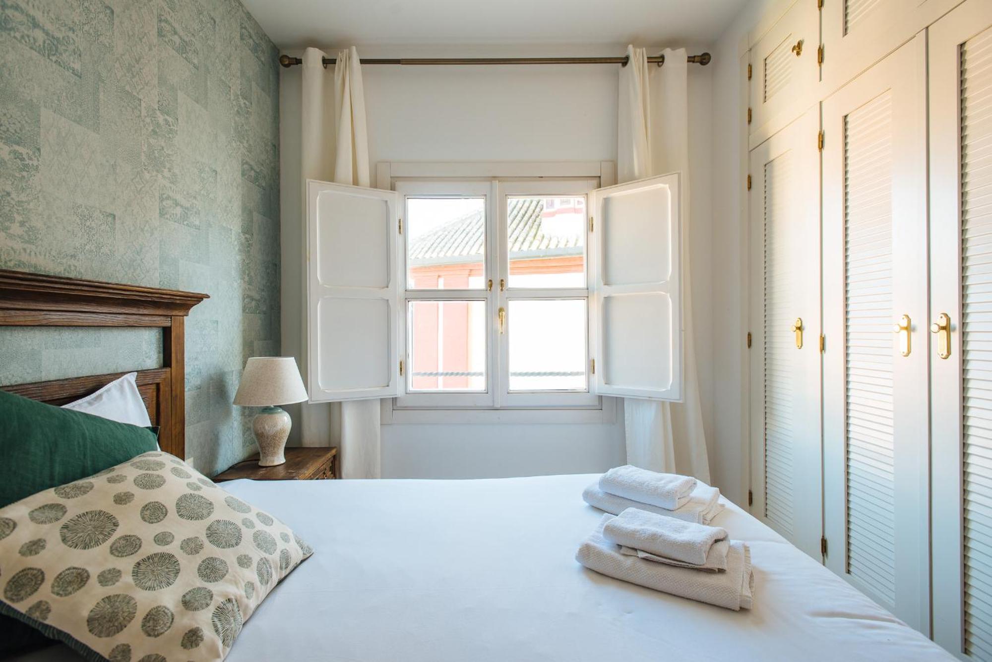 セビリアHostly Orfila 3A-3B Exclusive Penthouse-Center-Fibre-Parking Optionalアパートメント エクステリア 写真
