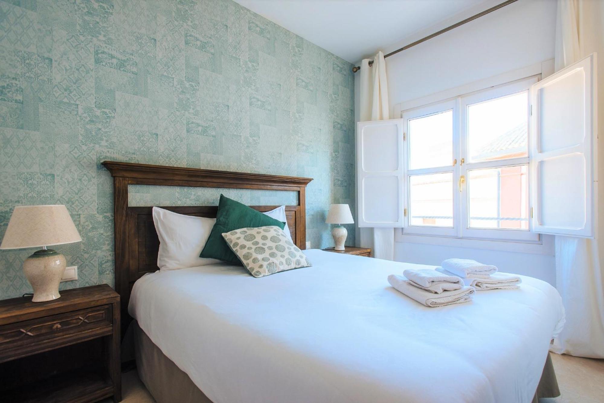 セビリアHostly Orfila 3A-3B Exclusive Penthouse-Center-Fibre-Parking Optionalアパートメント エクステリア 写真