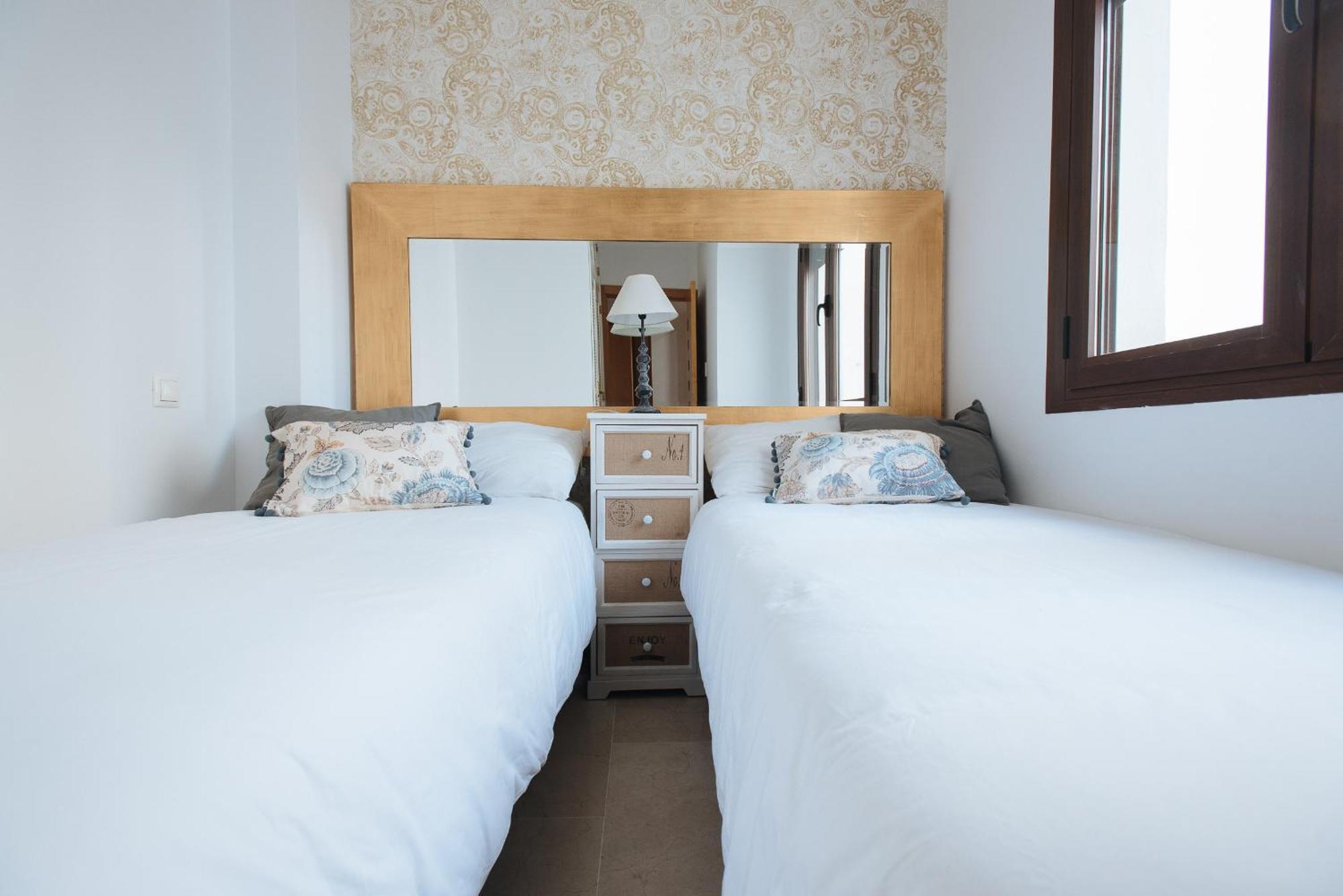 セビリアHostly Orfila 3A-3B Exclusive Penthouse-Center-Fibre-Parking Optionalアパートメント エクステリア 写真